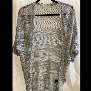 Gray loose knit cardigan